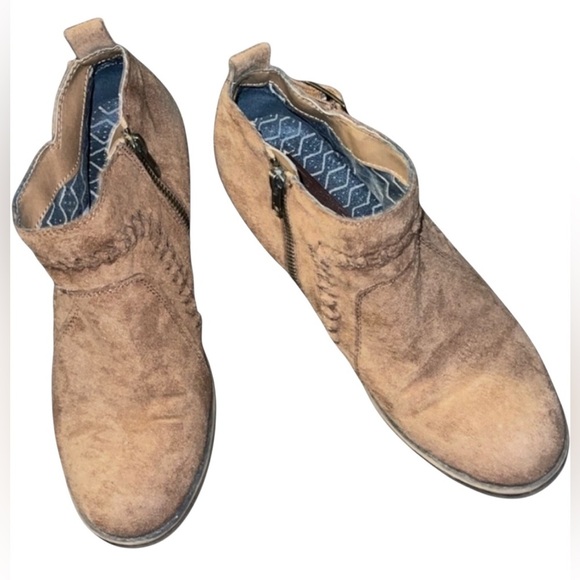 🌹BILLABONG HEEL BOOTS - Picture 1 of 5